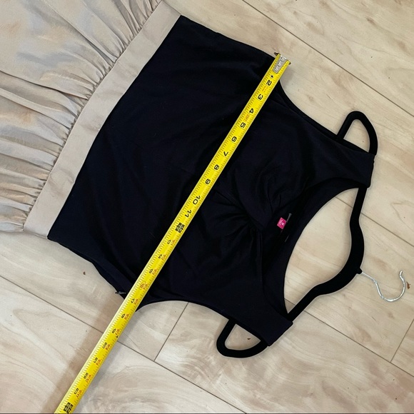 Vince Camuto- Dress Satin Bottom Knit Top Size Medium - Picture 7 of 9